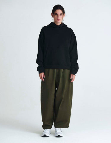 Buzo Crop Frisa Negro - Buzo | Ropa Revolver