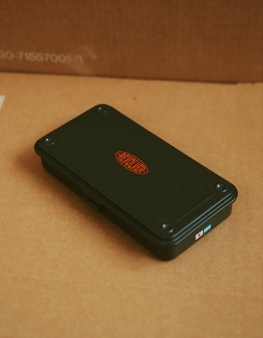 Caja Toyo x RVR T-192 Verde - Accesorio | Ropa Revolver