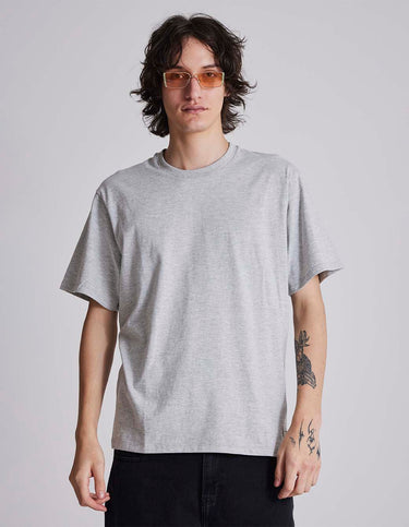 Remera 1990 Gris Melange - Remera | Ropa Revolver
