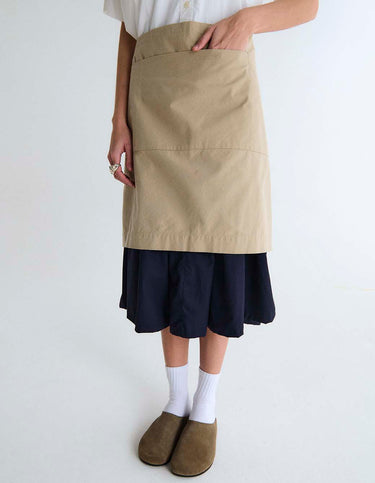 Delantal Faldón Beige - Accesorio | Ropa Revolver (foto 2)