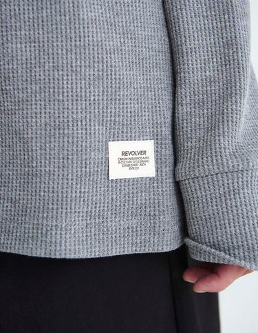 Pull Waffle Gris Melange - Buzo | Ropa Revolver (foto 2)
