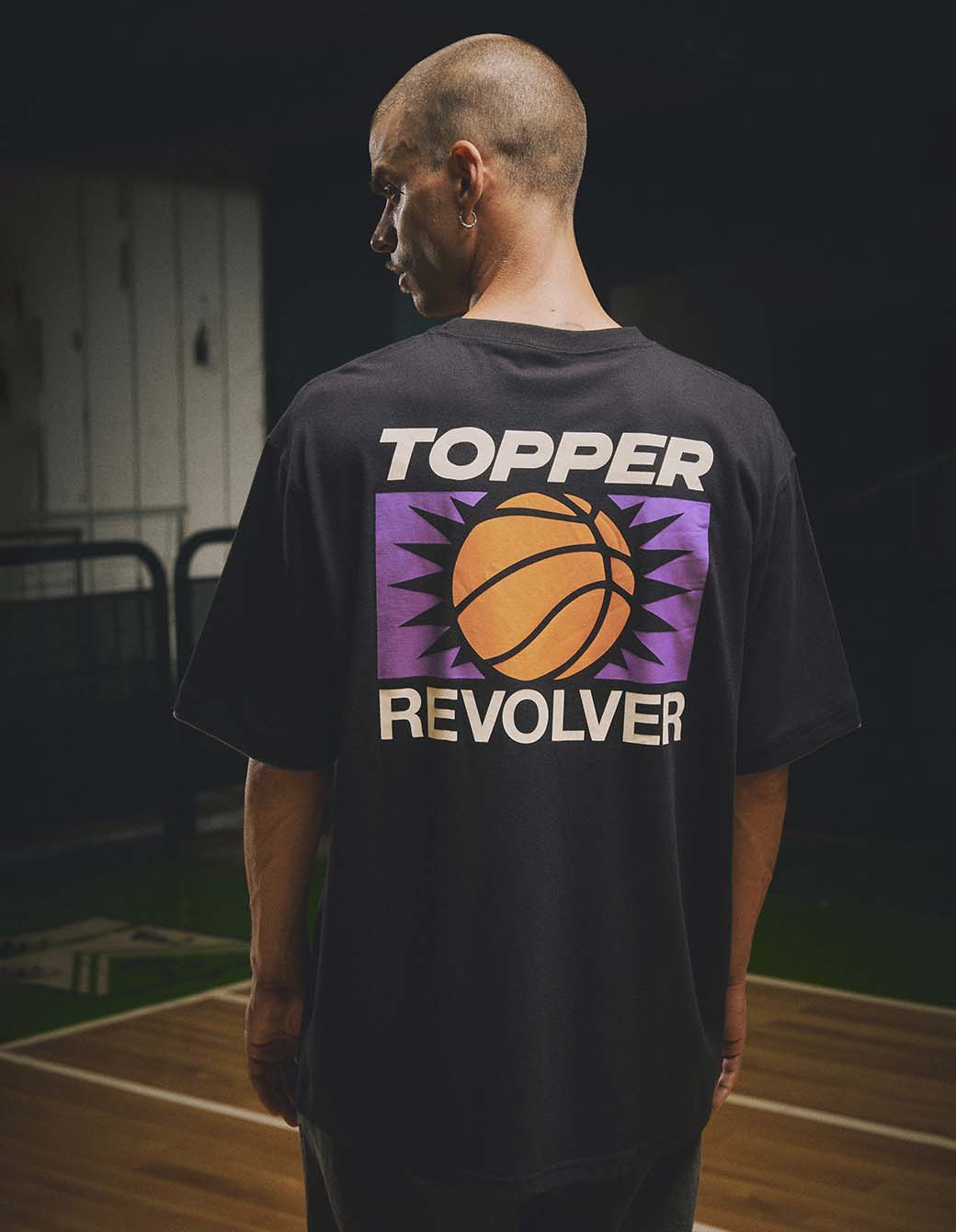 Remera Logo Negro - TOPPER x REVOLVER